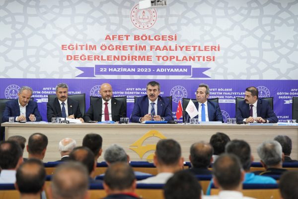 Bakan Tekin, Adıyaman’da Afet Bölgesi Eğitim Öğretim Faaliyetleri Değerlendirme Toplantısı’na Katıldı