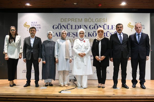 “Gönülden Gönüle Kardeşlik Köprüsü Hayır Çarşısı” Açıldı