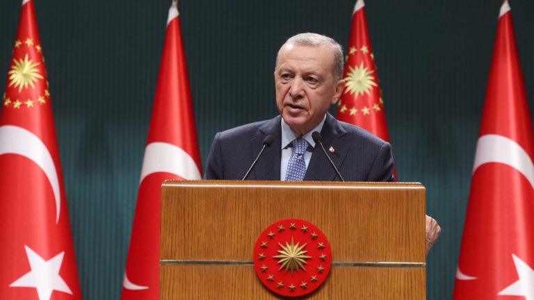 Kabine Toplantısında 2023-2024 Eğitim Öğretim Yılı Hazırlıkları Ele Alındı