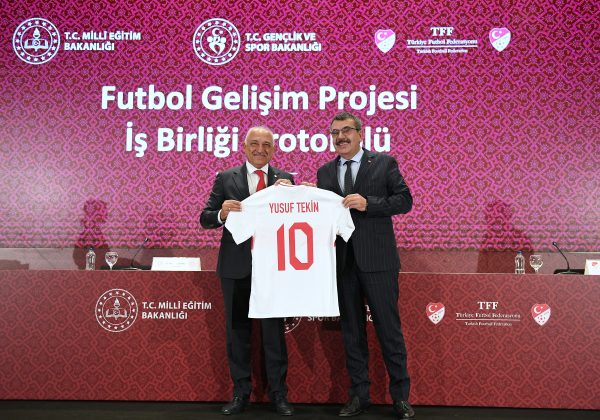 Millî Eğitim ve Gençlik ve Spor Bakanlıkları ile Türkiye Futbol Federasyonu Futbol Gelişim Projesi İçin İş Birliği Yaptı