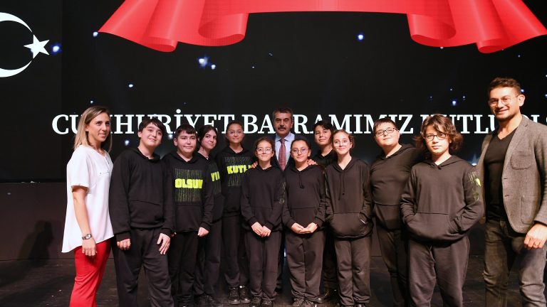 Bakan Yusuf Tekin, “KODELİ Ödül Töreni” ne Katıldı