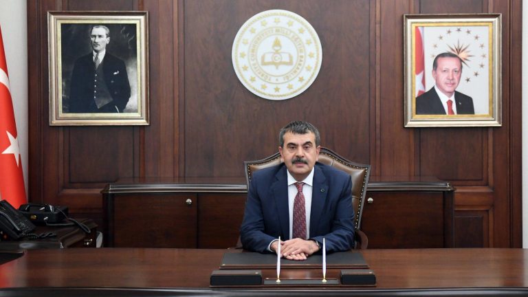 Bakan Tekin’in 29 Ekim Cumhuriyet Bayramı Mesajı