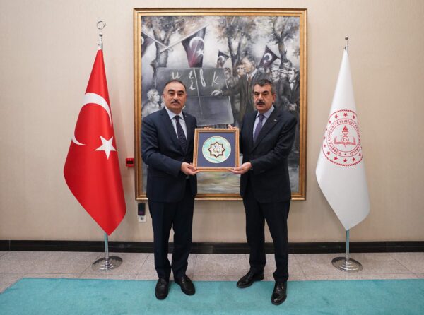 Bakan Tekin; Azerbaycan, Somali ve Yeni Zelanda Büyükelçilerini Kabul Etti