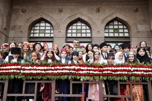 Bakan Tekin, Bu Yıl İlk Kez Düzenlenen “23 Nisan Özel Oturumu” Etkinliğine Katıldı