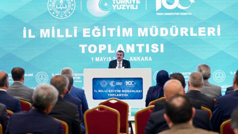 Millî Eğitim Bakanı Tekin, İl Millî Eğitim Müdürleriyle Bir Araya Geldi