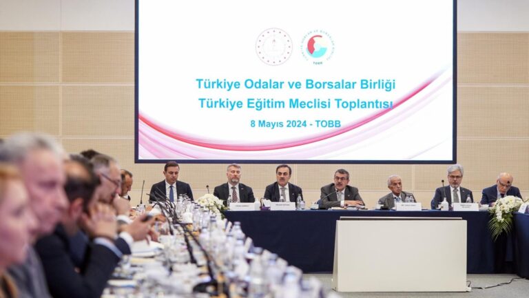 Bakan Tekin, TOBB Eğitim Meclisi’nde Özel Okul Temsilcileriyle Bir Araya Geldi