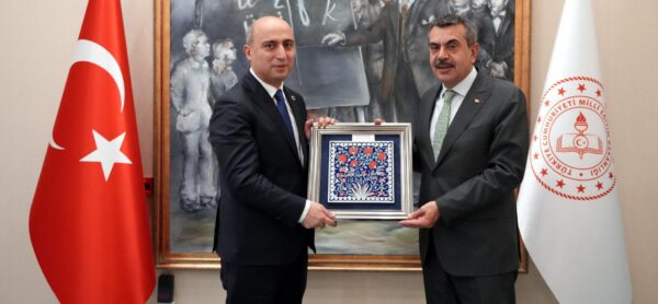 Bakan Tekin, Azerbaycan Eğitim Bakanı Amrullayev İle Görüştü