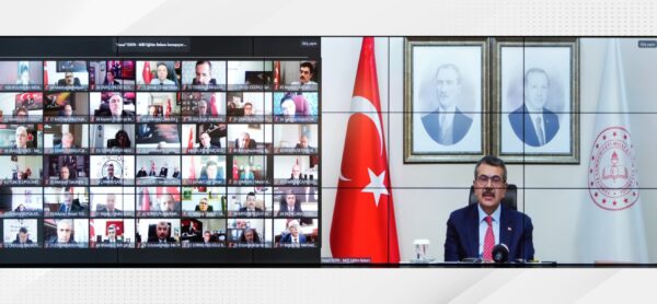 Bakan Yusuf Tekin, İl ve İlçe Millî Eğitim Müdürleriyle Bir Araya Geldi