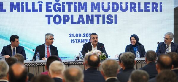 Millî Eğitim Bakanı Tekin, İl Millî Eğitim Müdürleriyle Bir Araya Geldi