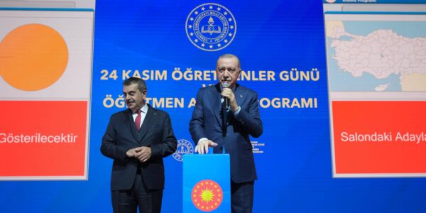 Cumhurbaşkanı Erdoğan ile Bakan Tekin, “24 Kasım Öğretmenler Günü ve Öğretmen Atama Programı”na Katıldı