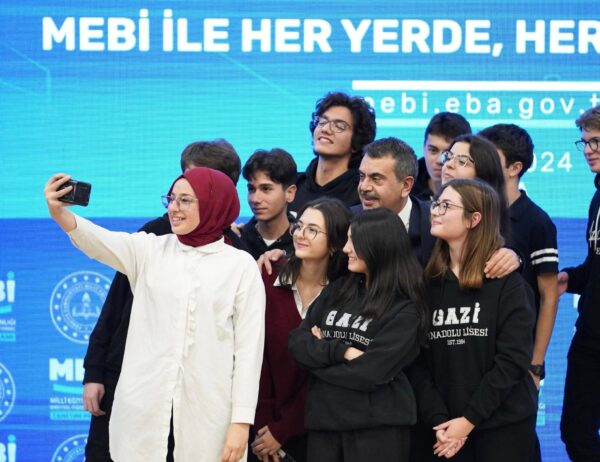 Bakan Tekin, “Bireysel Öğrenme Platformu” Tanıtım Programı’na Katıldı