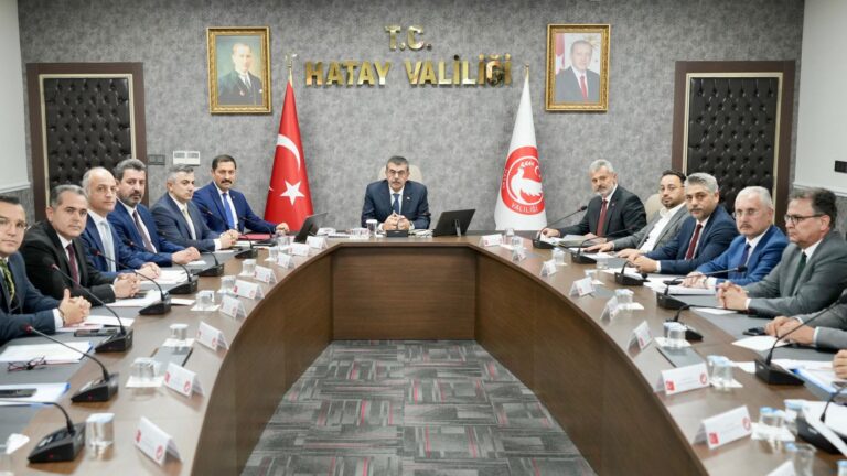 Bakan Tekin, Hatay İl Eğitim Değerlendirme Toplantısı’na Katıldı