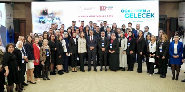 Millî Eğitim Bakanı Tekin, 81 İlden Gelen Öğretmenlerle Buluştu