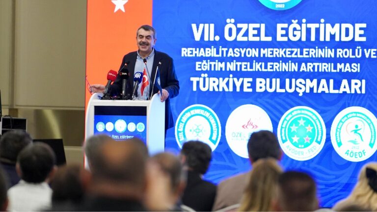 Bakan Tekin, “Özel Eğitimde Rehabilitasyon Merkezlerinin Rolü ve Eğitim Niteliklerinin Artırılması Türkiye Buluşmaları”na Katıldı