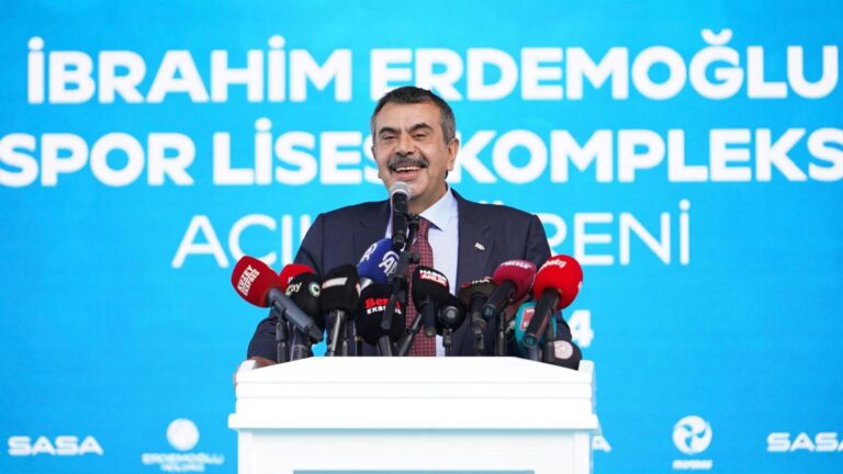 Bakan Yusuf Tekin, Trabzon’da Spor Lisesi Kompleksinin Açılışını Yaptı