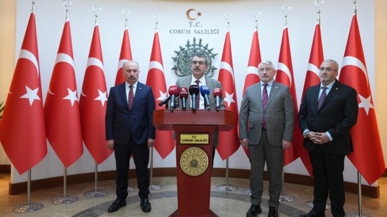 Bakan Tekin, Çorum’da İl Eğitim Değerlendirme Toplantısına Katıldı