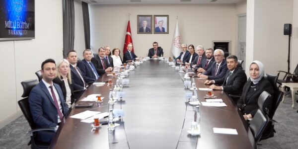 Bakan Tekin, Cumhurbaşkanlığı Eğitim ve Öğretim Politikaları Kurulu Üyeleri ile Bir Araya Geldi
