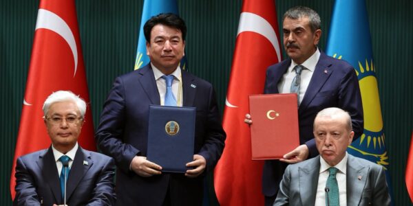 Türkiye ile Kazakistan Arasında Eğitim Alanında İş Birliği Anlaşması İmzalandı