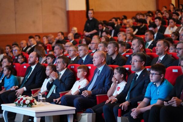 Cumhurbaşkanı Erdoğan, 2025-2026 Eğitim Öğretim Yılı Açılış Töreni’ne Katıldı