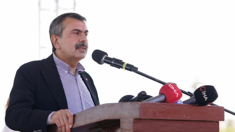 Bakan Tekin, Gaziler Günü Buluşması ile Seyyid Sultan Sücaaddin Veli Anma Etkinliğine Katıldı