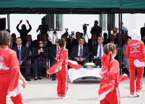 Bakan Tekin, Bakü Türk Anadolu Lisesi Açılış Töreni’ne Katıldı
