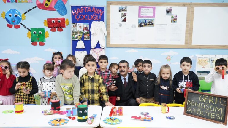 Bakan Tekin, “Sıfır Atık Hareketi Ekolojik Duyarlılığı Yeniden İnşa Ediyor” Başlıklı Bir Yazı Kaleme Aldı