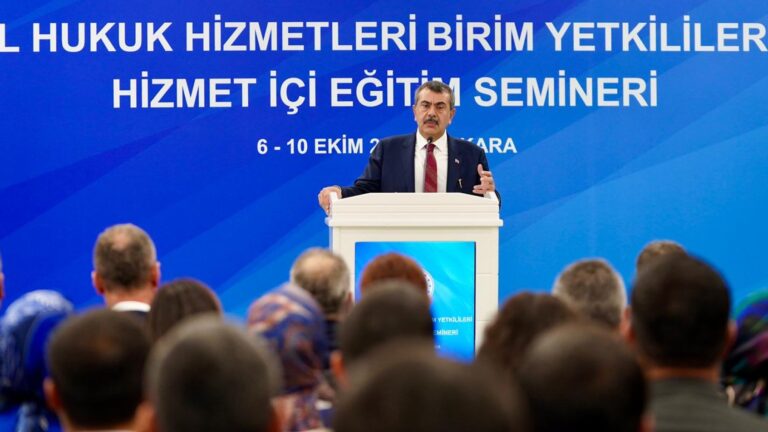 Bakan Tekin, “İl Hukuk Hizmetleri Birim Yetkilileri Hizmet İçi Eğitim Semineri”nde Konuştu