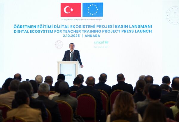 Bakan Tekin, “Öğretmen Eğitimi Dijital Ekosistemi” Projesi Tanıtım Programına Katıldı