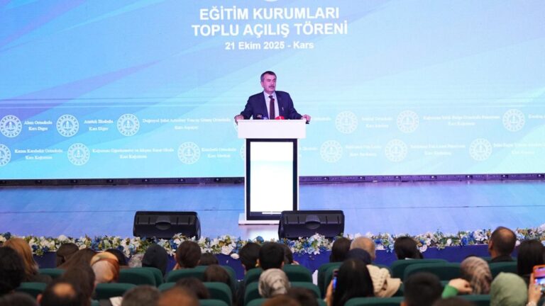 Kars Eğitim Yatırımları Toplu Açılış Töreni Gerçekleştirildi