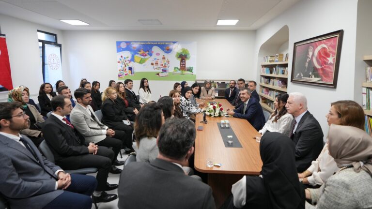 Öğretmenlerin Kasım Ara Tatili Seminerleri Çevrim İçi Olacak