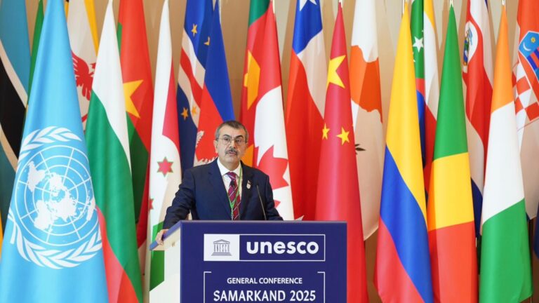 Bakan Tekin, UNESCO 43. Genel Konferansı Kapsamında “Ulusal Beyan” Konuşması Yaptı
