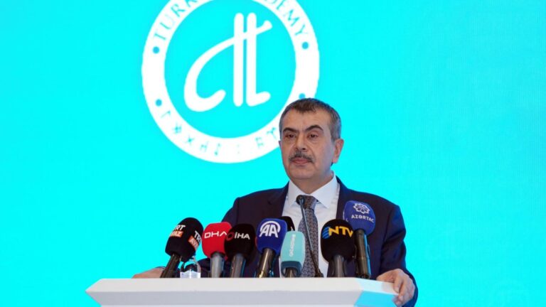 Bakan Tekin, Türk Akademisi 15. Yıl Dönümü Etkinliğine Katıldı