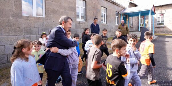 Bakan Tekin’den Ara Tatil Mesajı