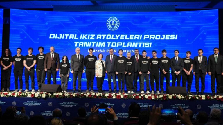 Cumhurbaşkanı Yardımcısı Yılmaz ve Bakan Tekin, “Dijital İkiz Atölyeleri Projesi” Tanıtım Programı’na Katıldı