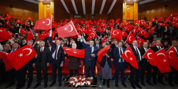 Bakan Tekin ve Bakan Göktaş, Erzurum’da Sanat Etkinliğine Katıldı