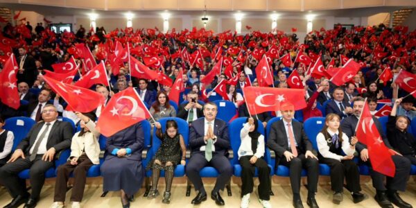 Bakan Tekin, “Korkma! Gençliğin Ruhu Burada” Programına Katıldı