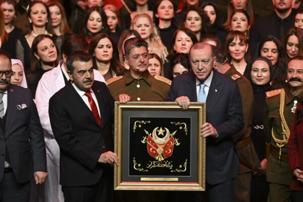 Çanakkale Destanının Anlatıldığı “Şüheda 1915”, Cumhurbaşkanlığı Külliyesinde Sahnelendi