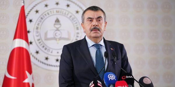 Bakan Tekin, Okullarda Alınacak Tedbirlere İlişkin Basın Açıklaması Düzenledi