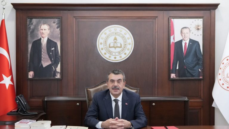 Bakan Tekin’den “19 Mayıs Atatürk’ü Anma, Gençlik ve Spor Bayramı” Mesajı