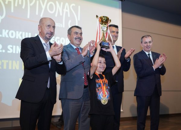 Bakan Tekin, “Türkiye 7. Okullar Arası Zekâ Oyunları Şampiyonası” Ödül Töreni’ne Katıldı