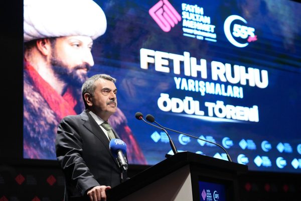 Bakan Tekin, “Fetih Ruhu Yarışmaları Ödül Töreni” ne Katıldı