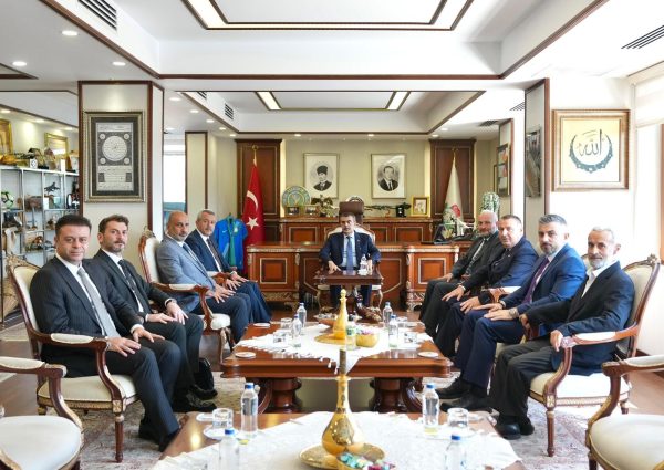 Millî Eğitim Bakanı Tekin, Rize’de Ziyaretlerde Bulundu