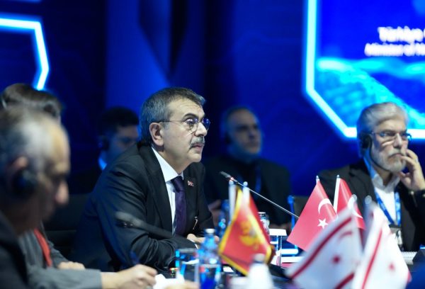Eğitim Diplomasisinin Kalbi, Türkiye’de Attı