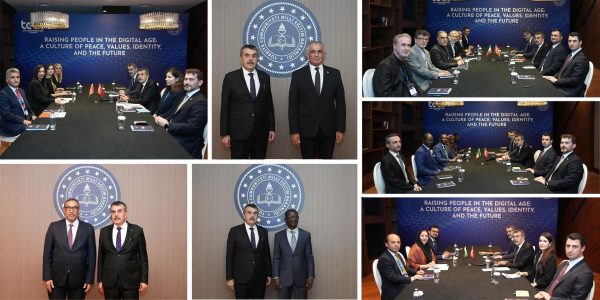 Bakan Tekin, Türkiye Eğitim Teknolojileri Zirvesi Kapsamında İkili Görüşmelerde Bulundu