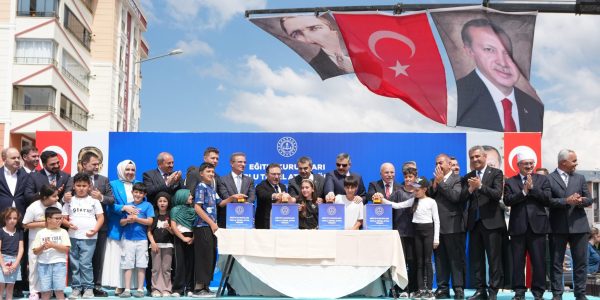 Bakanlar Tekin ve Çiftçi, Erzurum’da Eğitim Kurumları Toplu Temel Atma Töreni’ne Katıldı