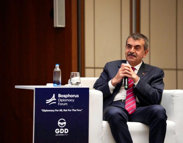 Bakan Tekin, Bosphorus Diplomasi Forumu’na Katıldı