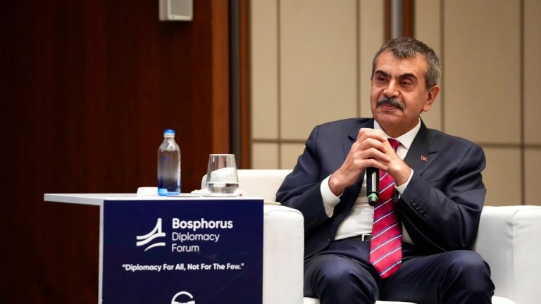 Bakan Tekin, Bosphorus Diplomasi Forumu’na Katıldı