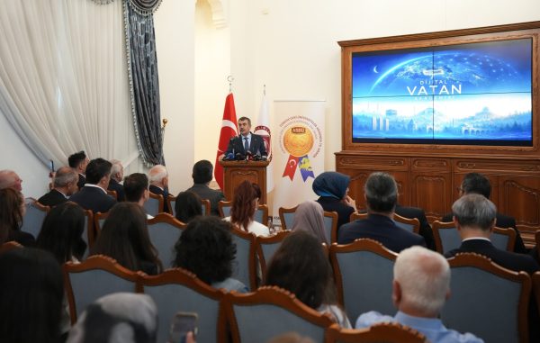 Dijital Vatan Akademisi, Bakan Tekin’in İlk Dersiyle Başladı
